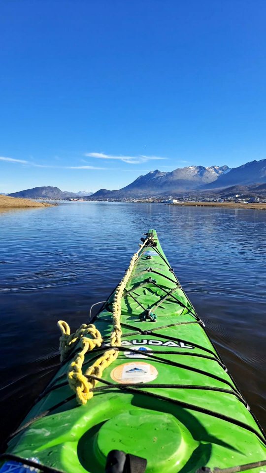 Kayak y SUP en el Canal Beagle 🚣‍♀️🏄‍♀️

📹 Abril 2026

Ushuaia 🇦🇷