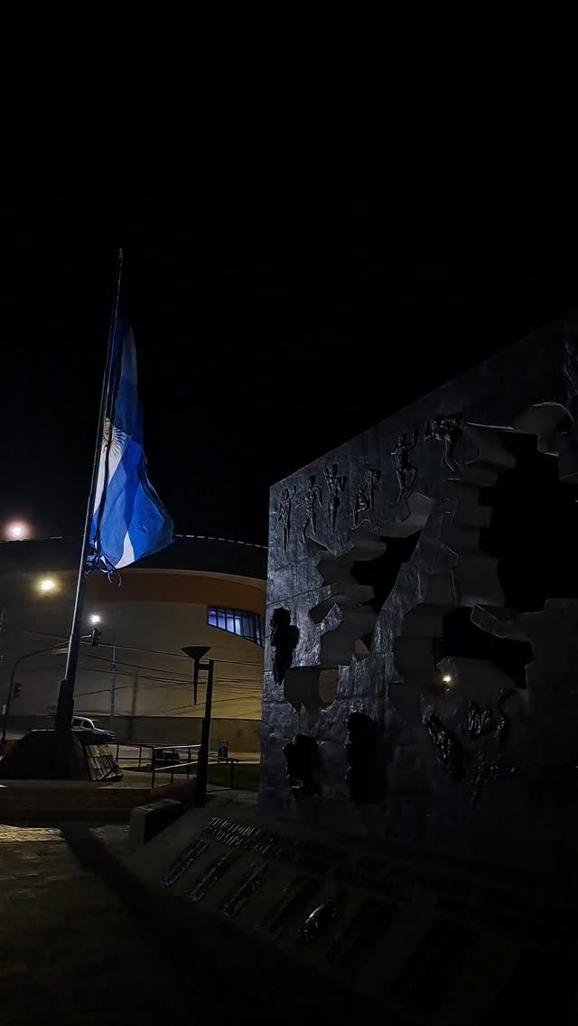 Monumento a los Héroes de Malvinas 🇦🇷

Ushuaia, TDF 🇦🇷